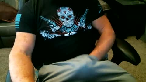 Snapshot of fitguy40 chatting on January 2025 09:44:02 PM fitguy40 online show from January 2025 09:44:02 PM