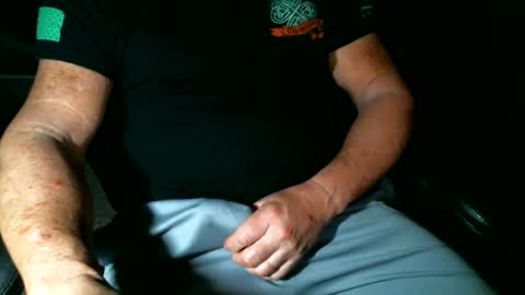 Snapshot of fitguy40 chatting on February 2025 04:22:02 AM fitguy40 online show from February 2025 04:22:02 AM