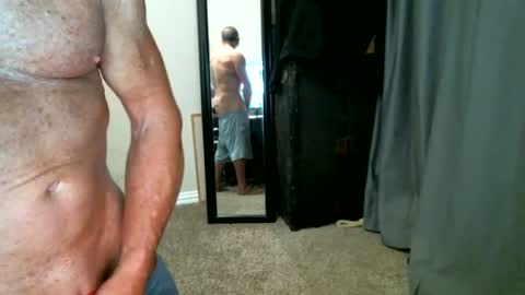 fitguy40 online show from June 2026 01:37:01 PM