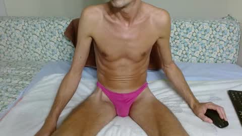 Snapshot of fithotguy90 chatting on October 2025 04:39:01 PM Luis online show from October 2025 04:39:01 PM