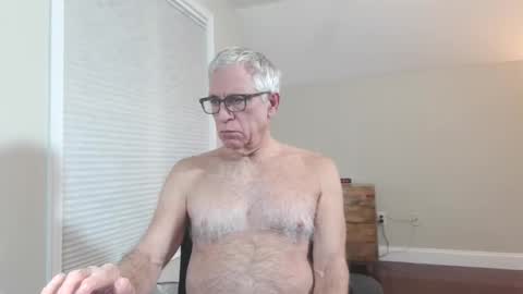 Snapshot of fitman999 chatting on January 2026 02:14:02 AM Jon online show from January 2026 02:14:02 AM