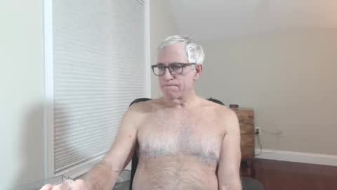 Snapshot of fitman999 chatting on January 2026 01:41:02 AM Jon online show from January 2026 01:41:02 AM