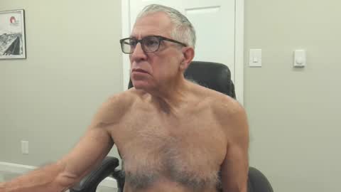 Snapshot of fitman999 chatting on January 2026 04:50:01 AM Jon online show from January 2026 04:50:01 AM