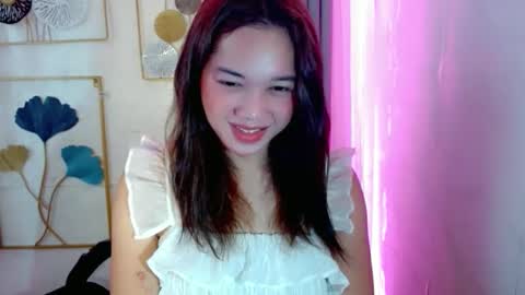 Snapshot of fitress_mary chatting on April 2026 05:23:01 AM fitress_mary online show from April 2026 05:23:01 AM