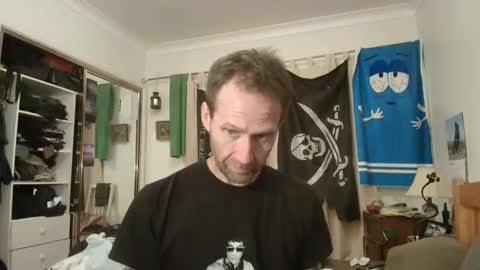Snapshot of fitsandpics chatting on January 2025 11:20:01 AM wolfgangfox online show from January 2025 11:20:01 AM