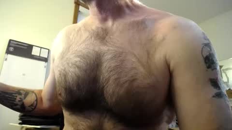  Links in Bio below online show from November 2025 12:37:01 PM