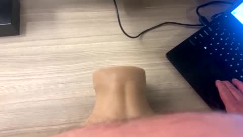 Snapshot of fixanything2000 chatting on December 2024 11:28:02 PM fixanything2000 online show from December 2024 11:28:02 PM