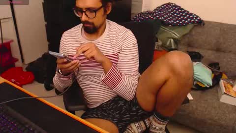 Snapshot of fizz6572 chatting on November 2025 07:46:02 PM fizz6572 online show from November 2025 07:46:02 PM