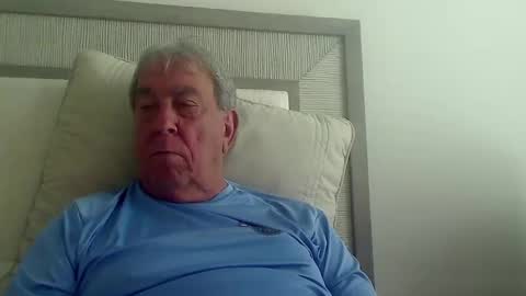Snapshot of fjcs73 chatting on May 2026 02:14:02 PM fjcs73 online show from May 2026 02:14:02 PM