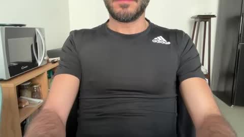 Fla is short for Flavio online show from November 2025 11:11:01 AM