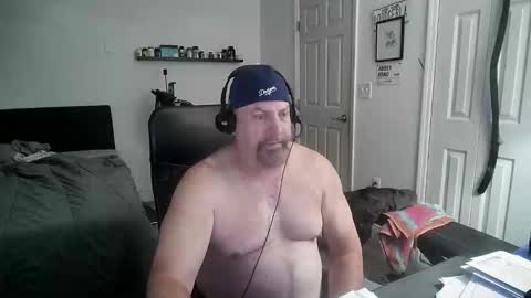 Snapshot of flaguy3233 chatting on October 2025 03:35:01 PM Florida guy online show from October 2025 03:35:01 PM