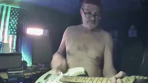 flamingfartguy online show from December 2024 12:05:01 AM