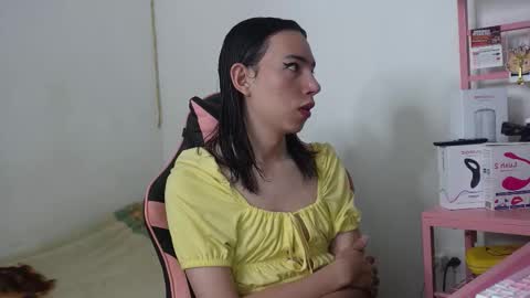 Snapshot of flaream_angel chatting on November 2025 05:46:02 PM Alexa online show from November 2025 05:46:02 PM