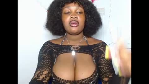 Snapshot of flasher_bigboobs chatting on July 2026 05:18:02 PM flasher_bigboobs online show from July 2026 05:18:02 PM
