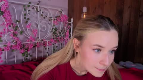 Amina online show from November 2025 12:16:02 PM