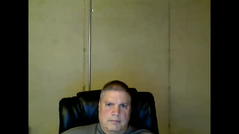 Snapshot of fletch32 chatting on February 2025 02:30:01 AM jd online show from February 2025 02:30:01 AM