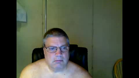 Snapshot of fletch32 chatting on November 2025 03:28:01 AM jd online show from November 2025 03:28:01 AM