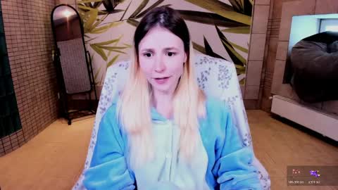 Snapshot of fleximona chatting on May 2026 09:06:02 AM FlexiMona online show from May 2026 09:06:02 AM