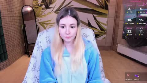 Snapshot of fleximona chatting on May 2026 10:00:01 AM FlexiMona online show from May 2026 10:00:01 AM