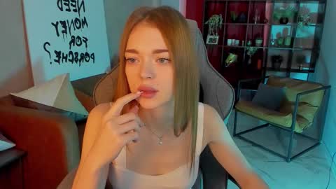 Flexyfoxy online show from October 2025 05:30:01 AM