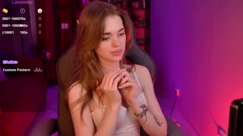 Flexyfoxy online show from April 2026 03:17:01 PM