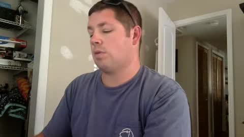 FL guy online show from December 2024 08:43:01 PM