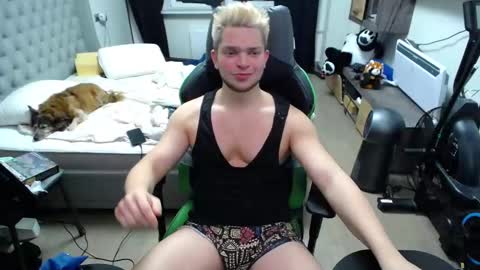 Snapshot of flirty_sugar chatting on November 2025 08:46:02 PM Flirty sugar online show from November 2025 08:46:02 PM