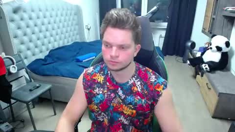 Snapshot of flirty_sugar chatting on March 2026 06:07:01 PM Flirty sugar online show from March 2026 06:07:01 PM