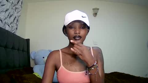 Snapshot of flirtyy_sheery chatting on January 2025 12:42:01 PM sheery online show from January 2025 12:42:01 PM