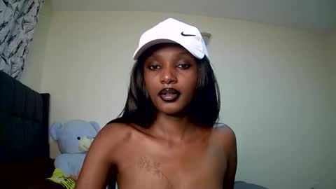 Snapshot of flirtyy_sheery chatting on January 2025 03:12:02 AM sheery online show from January 2025 03:12:02 AM