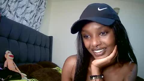 Snapshot of flirtyy_sheery chatting on January 2025 01:52:01 PM sheery online show from January 2025 01:52:01 PM