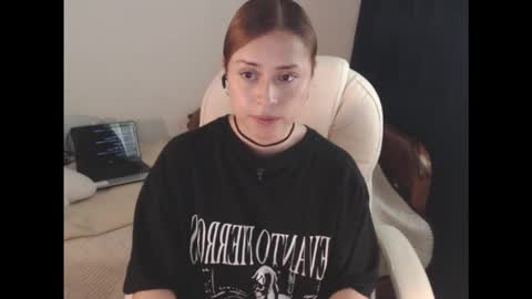 Snapshot of flor3citarockera chatting on February 2026 01:32:02 PM flor3citarockera online show from February 2026 01:32:02 PM