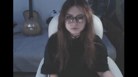 flor3citarockera online show from June 2026 07:34:02 PM