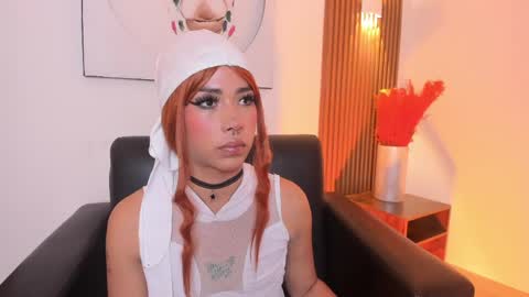 Snapshot of flor_pink chatting on April 2026 04:03:02 AM Flor online show from April 2026 04:03:02 AM