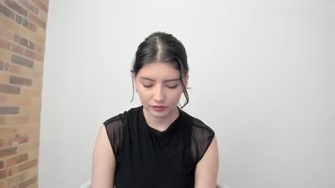 Tell me My Love online show from November 2025 09:17:02 PM