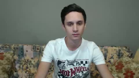 Flore online show from October 2025 04:38:02 PM