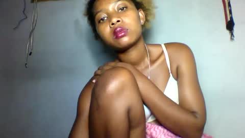 Snapshot of florencia011 chatting on January 2025 12:01:01 AM florencia011 online show from January 2025 12:01:01 AM