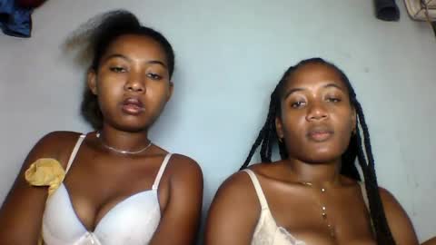 Snapshot of florencia011 chatting on March 2025 06:59:01 AM florencia011 online show from March 2025 06:59:01 AM