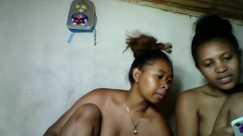 Snapshot of florencia011 chatting on October 2025 06:19:02 PM florencia011 online show from October 2025 06:19:02 PM