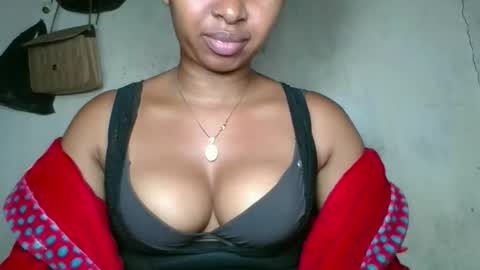 Snapshot of florencia011 chatting on October 2025 02:48:02 AM florencia011 online show from October 2025 02:48:02 AM