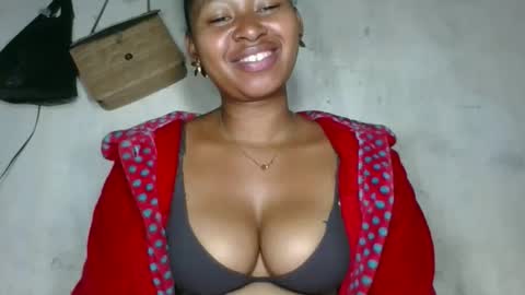 Snapshot of florencia011 chatting on November 2025 04:06:01 PM florencia011 online show from November 2025 04:06:01 PM