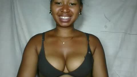 Snapshot of florencia011 chatting on November 2025 09:57:02 PM florencia011 online show from November 2025 09:57:02 PM