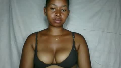 Snapshot of florencia011 chatting on November 2025 01:21:02 PM florencia011 online show from November 2025 01:21:02 PM