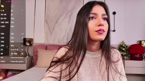 Snapshot of florentina2004 chatting on December 2024 09:20:02 PM Vanessa online show from December 2024 09:20:02 PM