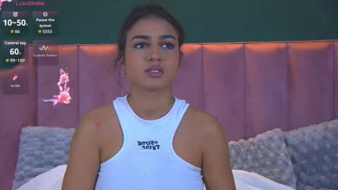 Vanessa online show from October 2025 05:22:02 AM