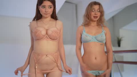 Snapshot of floret_joy chatting on December 2024 03:22:01 PM ALICE online show from December 2024 03:22:01 PM