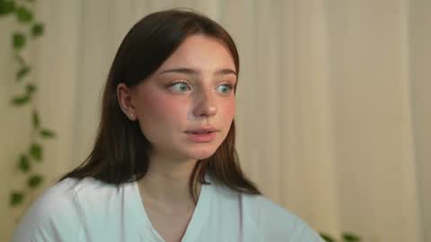 Snapshot of floret_joy chatting on March 2025 10:38:02 PM ALICE online show from March 2025 10:38:02 PM