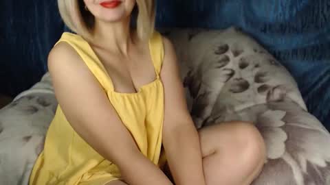 floretdiana online show from October 2025 08:53:02 PM