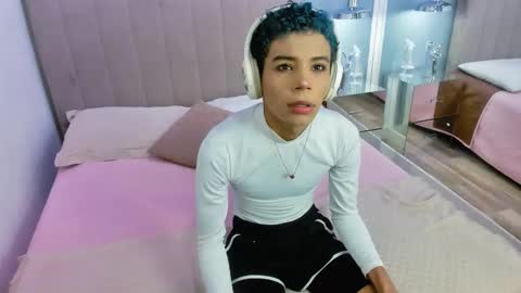 Snapshot of florian_sven chatting on September 2025 01:33:02 AM Florian Sven online show from September 2025 01:33:02 AM