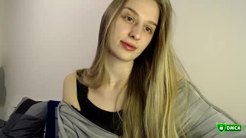 Snapshot of florisalberta chatting on October 2025 09:04:02 PM Florisa online show from October 2025 09:04:02 PM